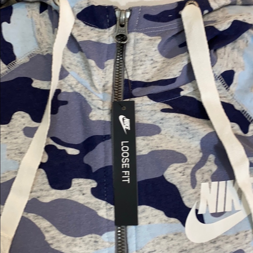 Nike Loose Fit Camouflage Print Hoodie Medium NWT - Picture 8 of 12